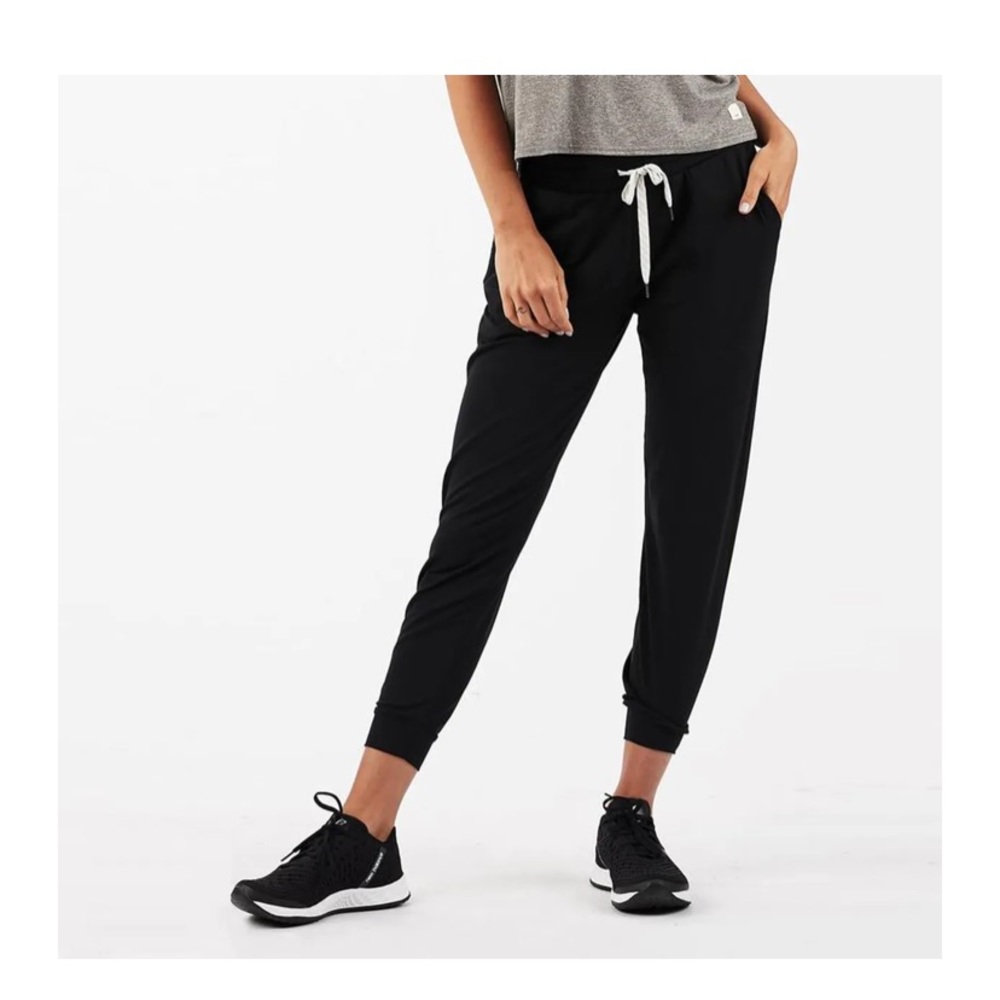 Vuori Performance Jogger size Medium black